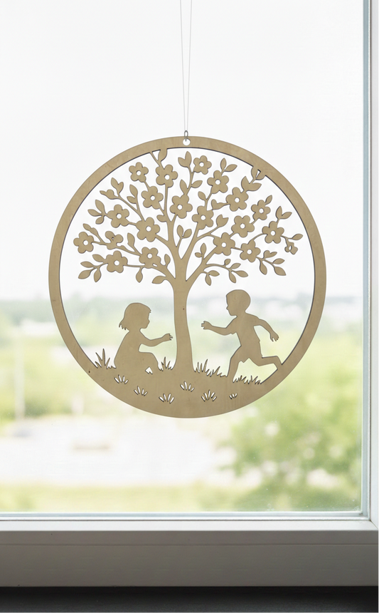 Ornament „Kinder unter Baum“